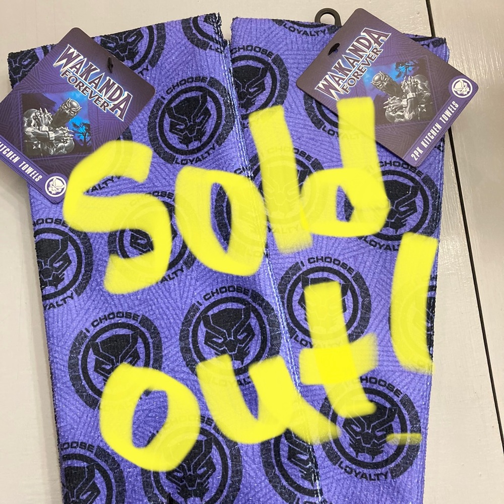 WAKANDA FOREVER! dish towel set.  Two towels in each (total of four towels).